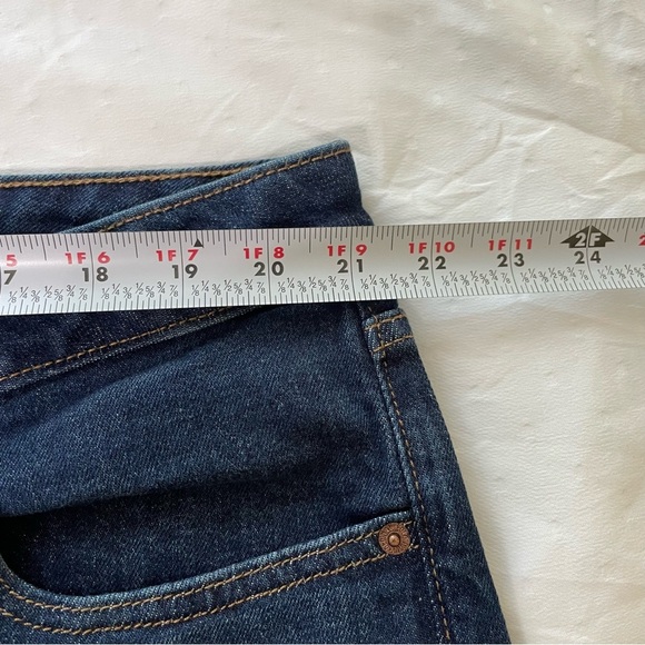 Old Navy Blue Straight Leg Jeans Classic Denim - Picture 4 of 6